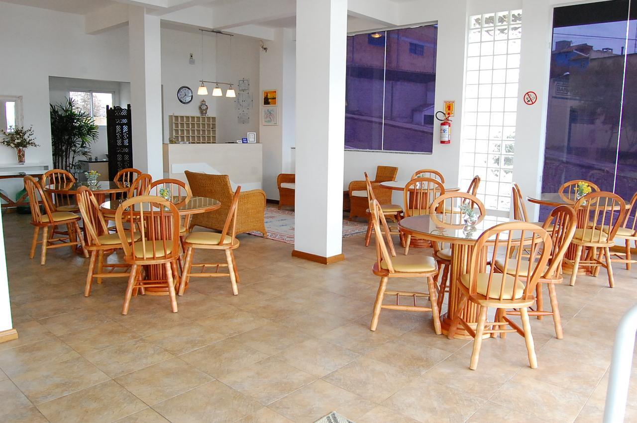 Apart Hotel Recanto Das Pedras ซังตานา โด ลิฟวราเมงโต ภายนอก รูปภาพ