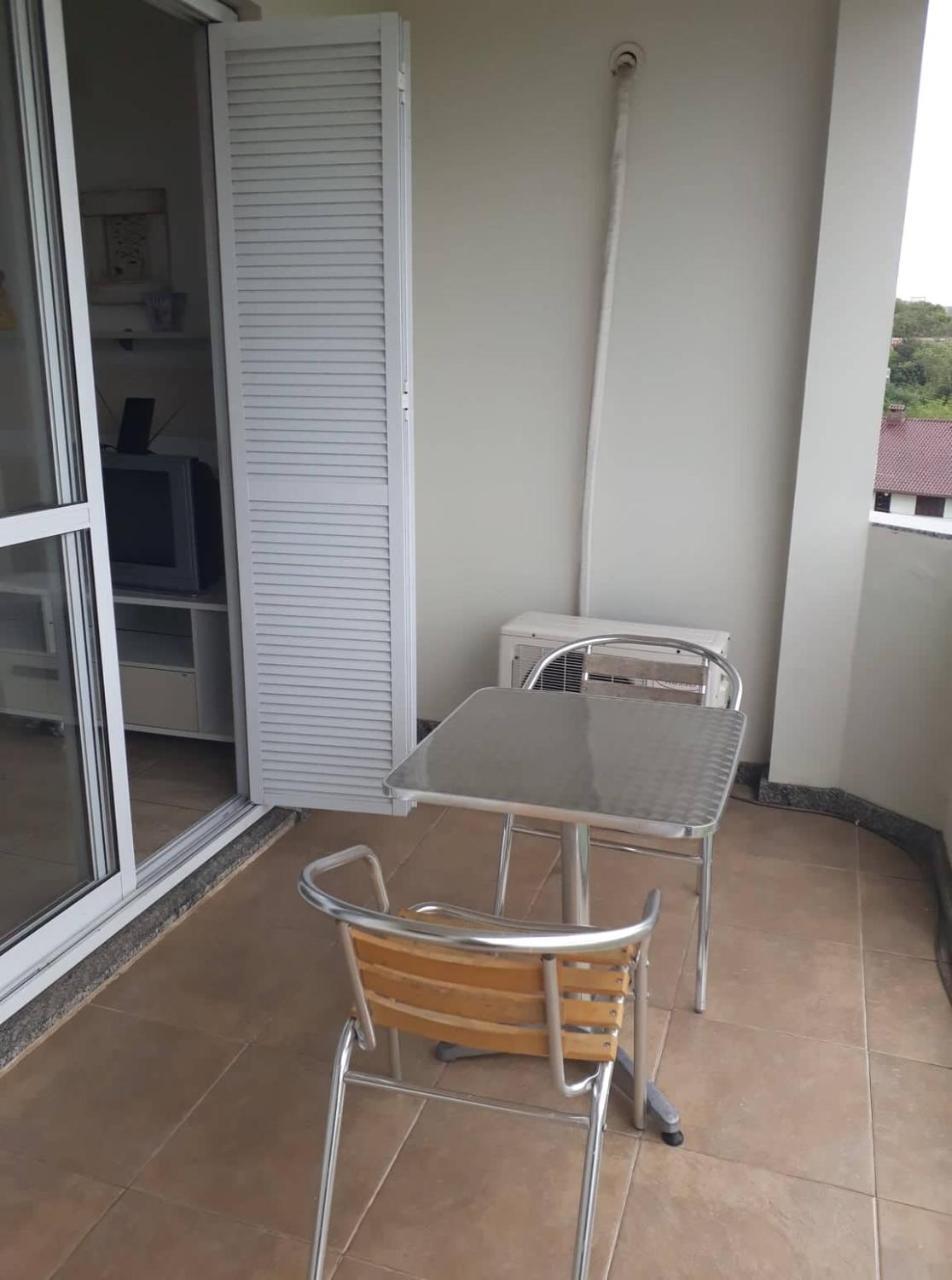 Apart Hotel Recanto Das Pedras ซังตานา โด ลิฟวราเมงโต ภายนอก รูปภาพ